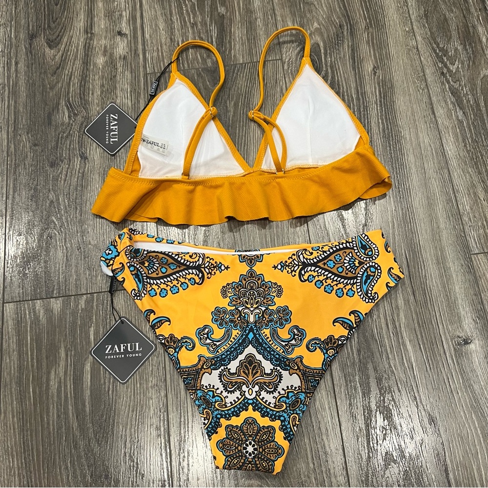 🌸 3/$30 NWT! ZAFUL Yellow and Blue Ruffle Bikini Set - Picture 5 of 5